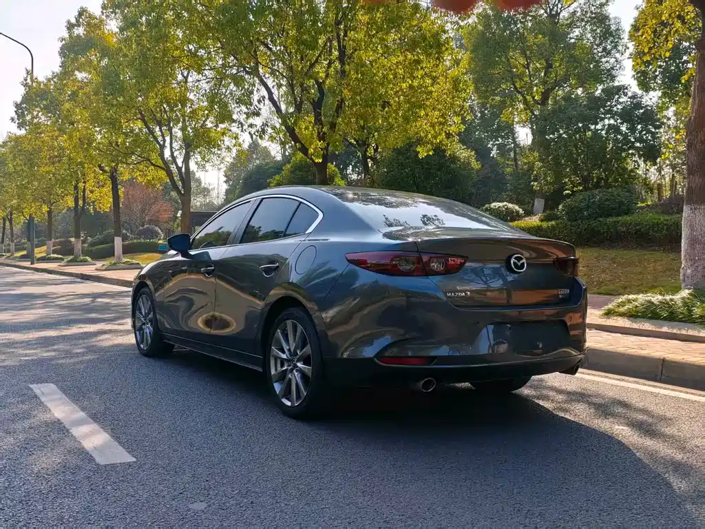Mazda 3 Axela — миниатюра 9