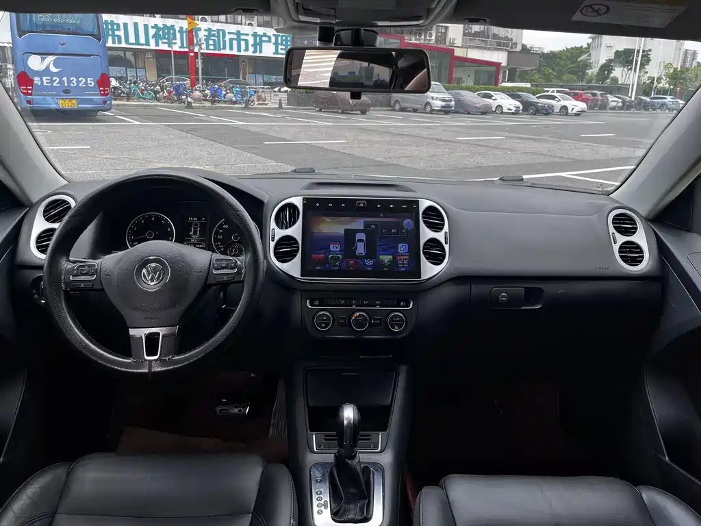 Volkswagen Tiguan — миниатюра 11