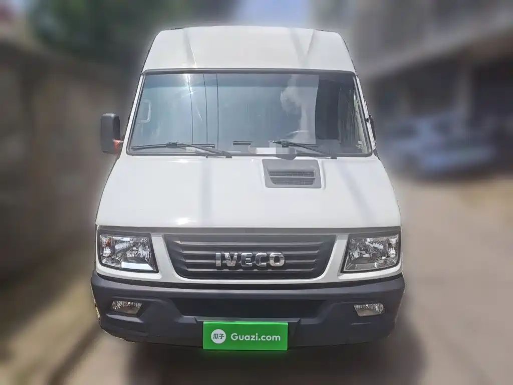 IVECO Daily — миниатюра 24
