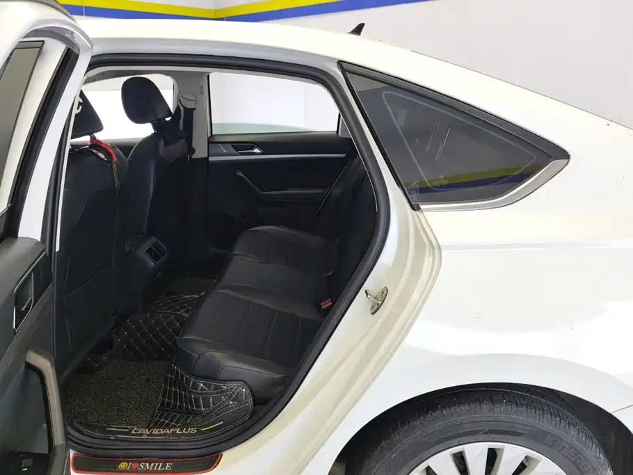 Volkswagen Lavida — миниатюра 11