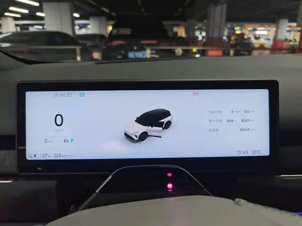 NIO ES8 — миниатюра 12