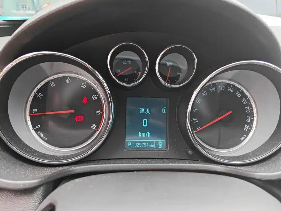 Buick Regal — миниатюра 14