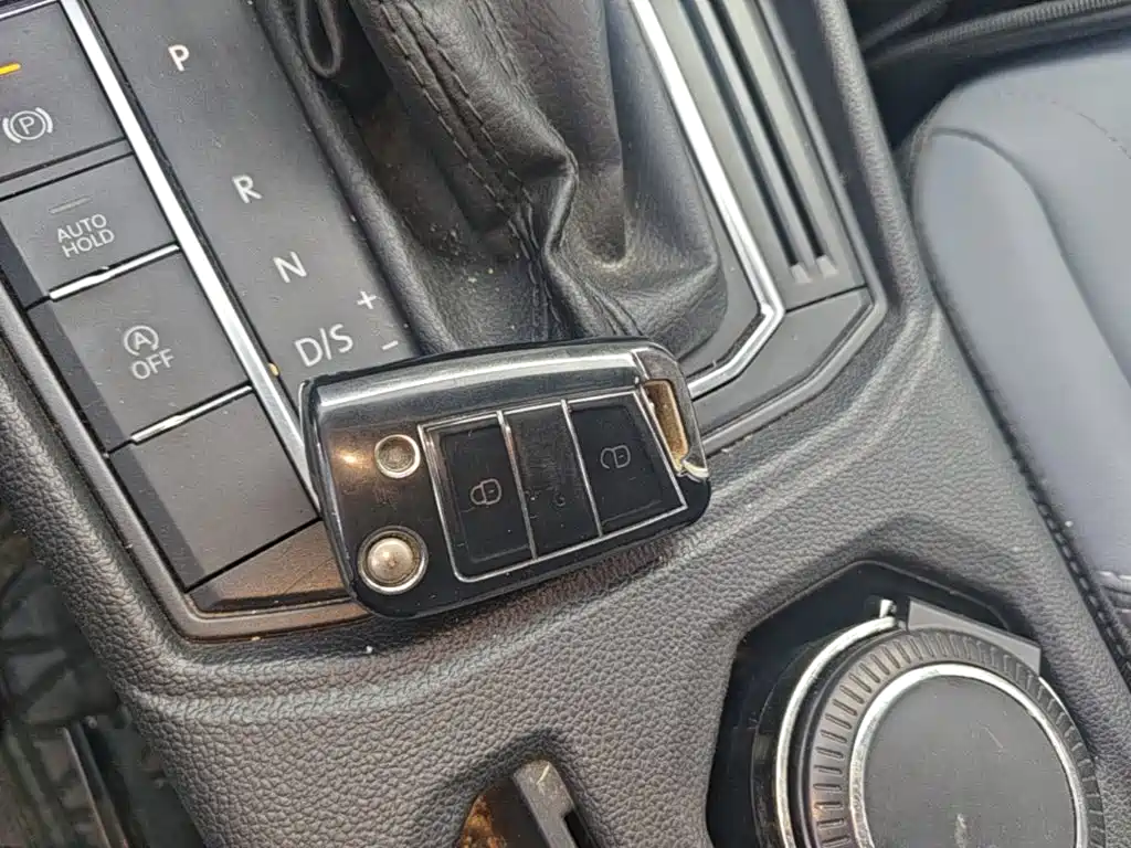 Volkswagen Lavida — миниатюра 9