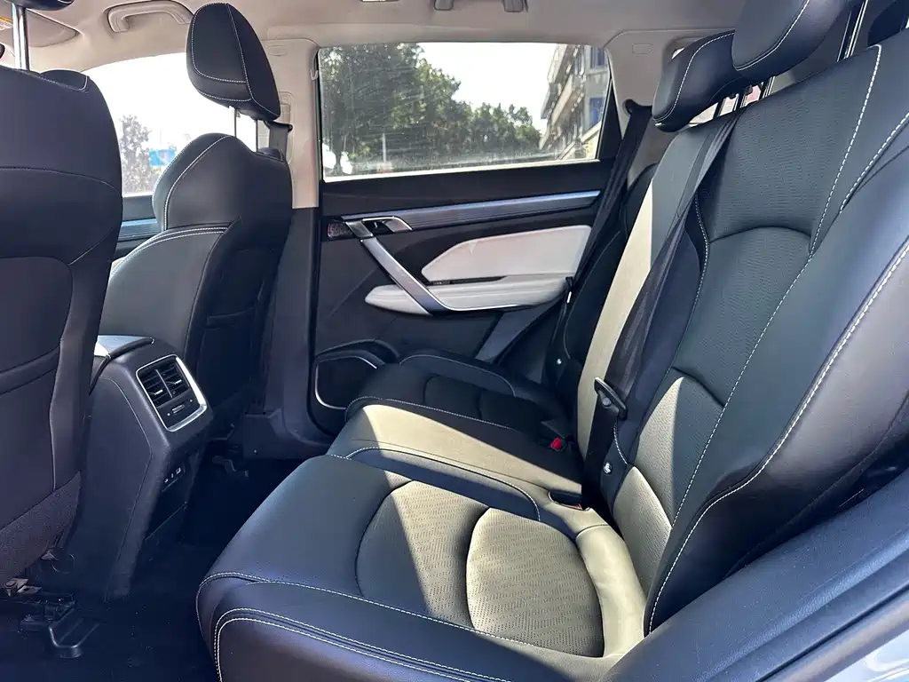 Geely Boyue — миниатюра 7