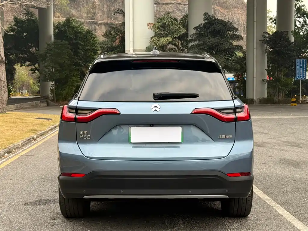 NIO NIO ES8