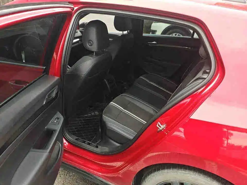 Volkswagen Golf — миниатюра 5