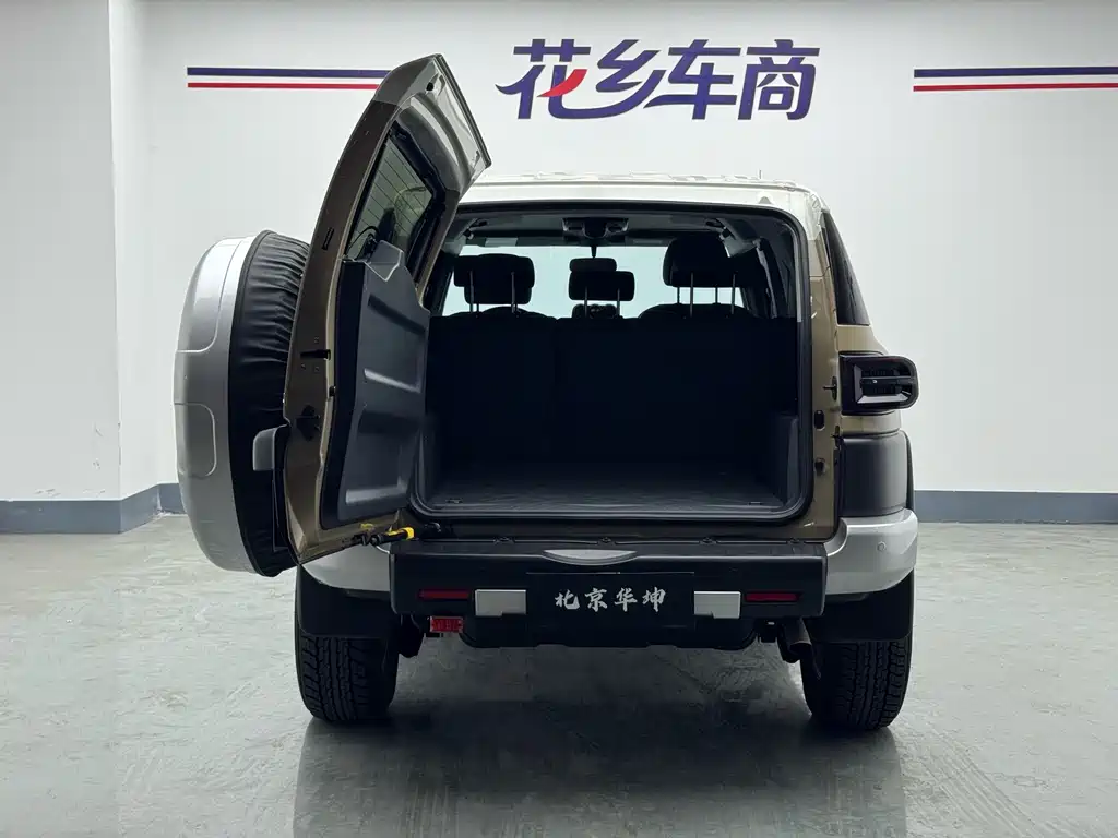Toyota FJ Cruiser — миниатюра 17