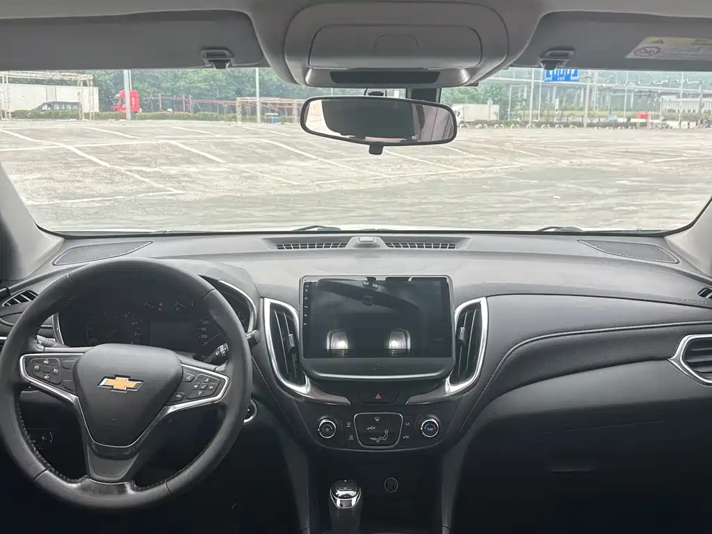 Chevrolet Equinox — миниатюра 6