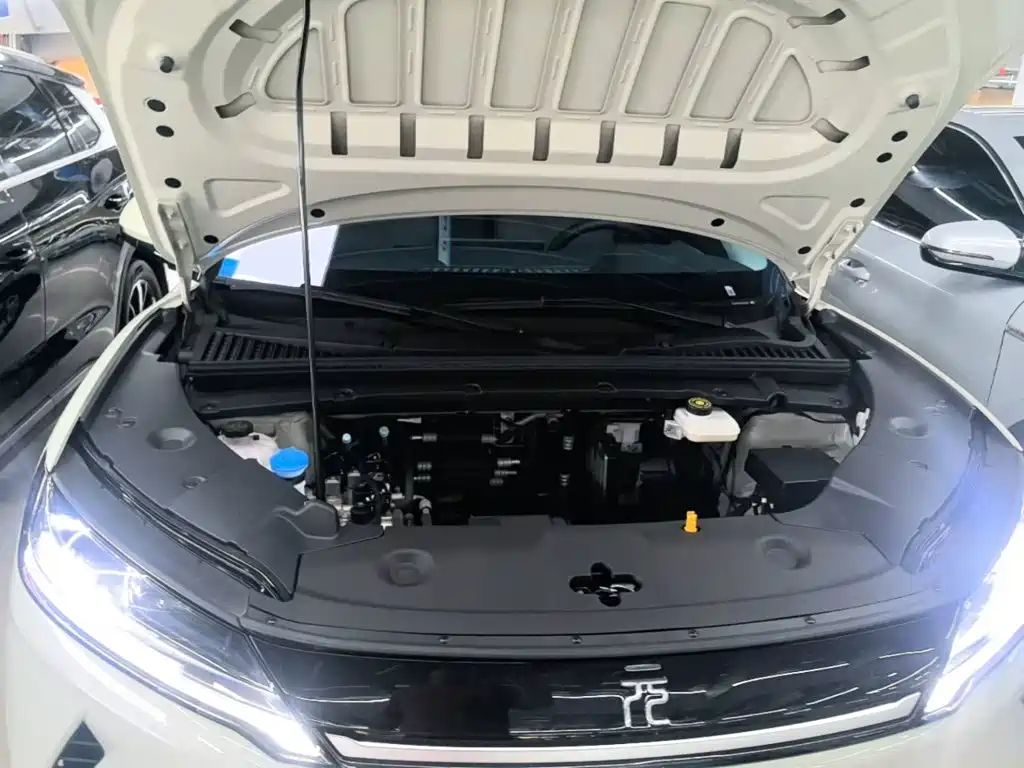 BYD Yuan UP — миниатюра 20