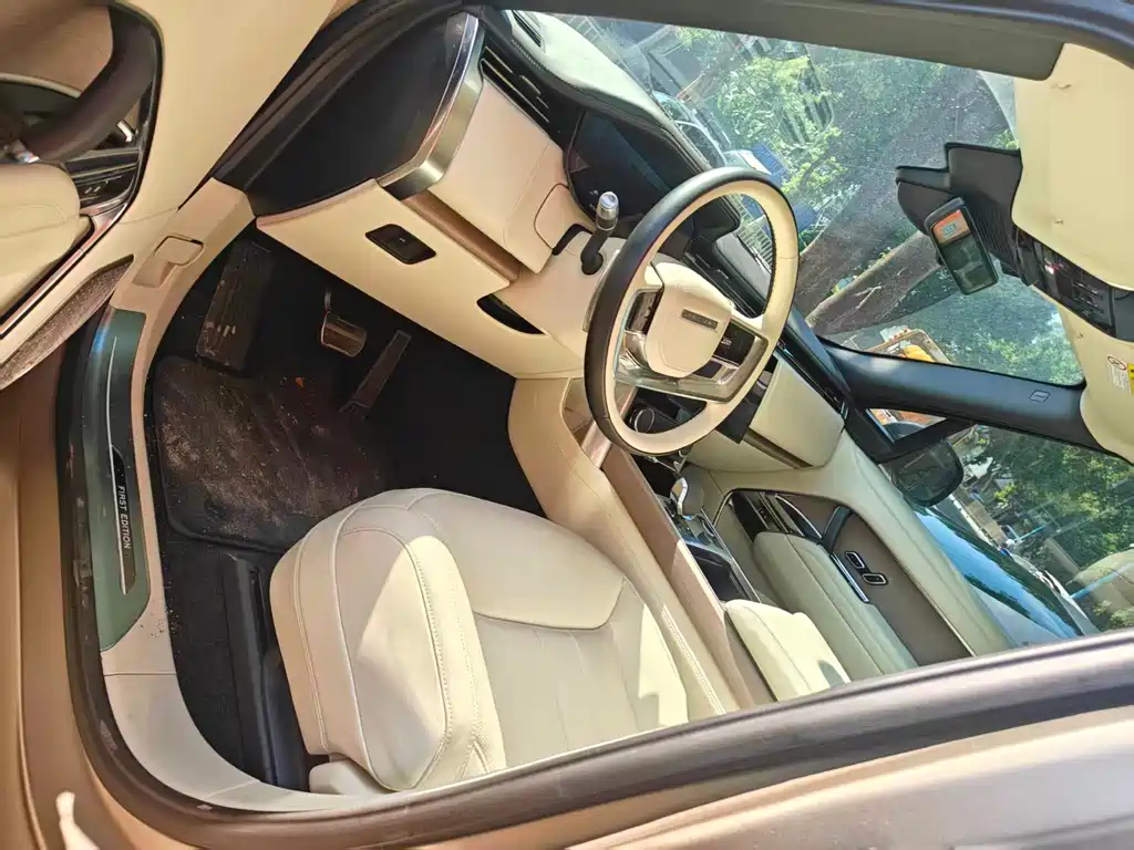 Land Rover Range Rover — миниатюра 2