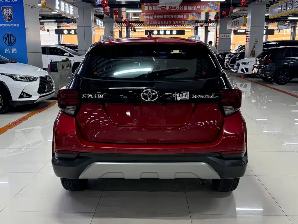 Toyota Yaris L — миниатюра 8