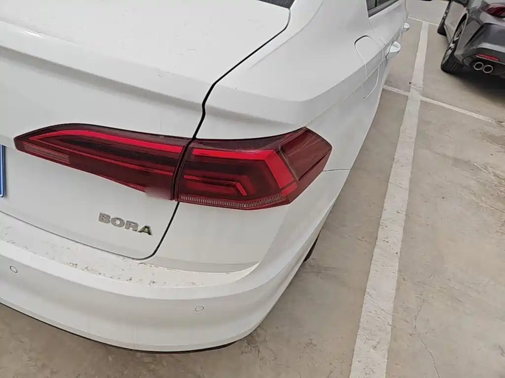 Volkswagen Bora — миниатюра 8