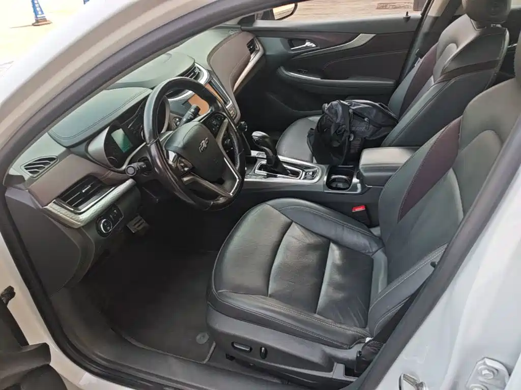 Chevrolet Malibu — миниатюра 15