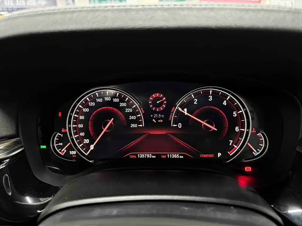 BMW 5 Series — миниатюра 12