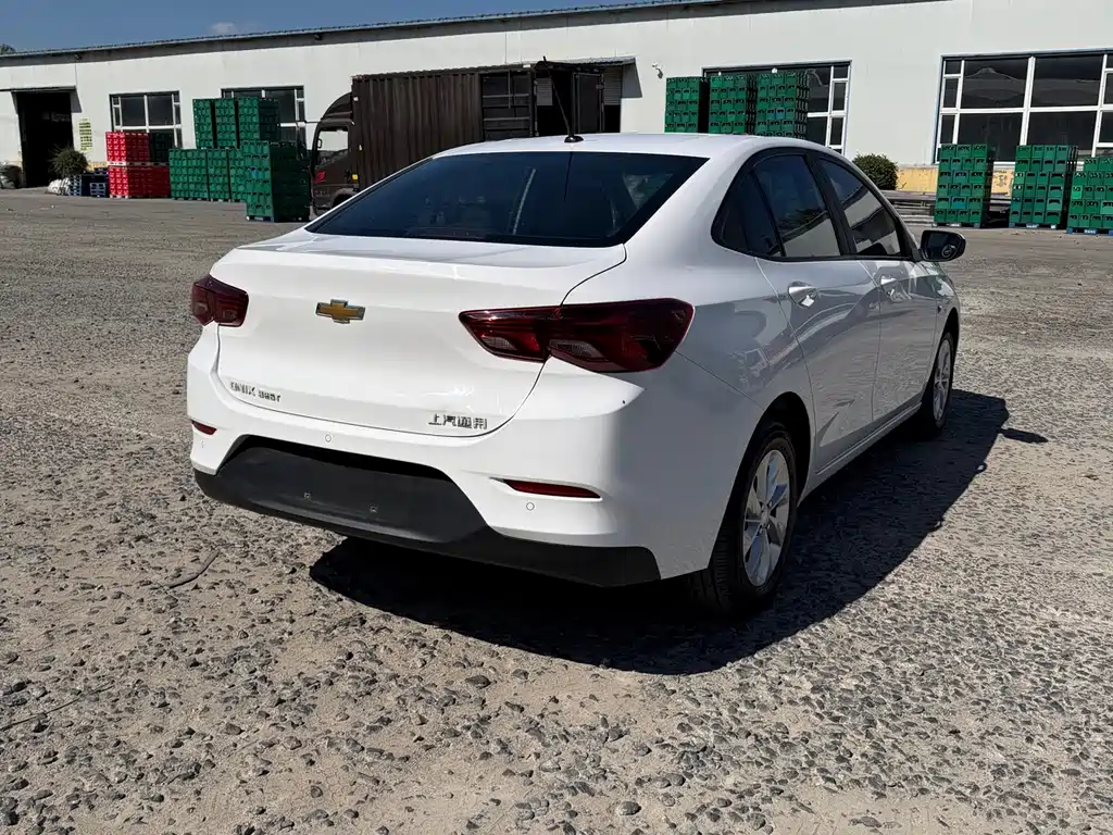 Chevrolet Cavalier — миниатюра 21