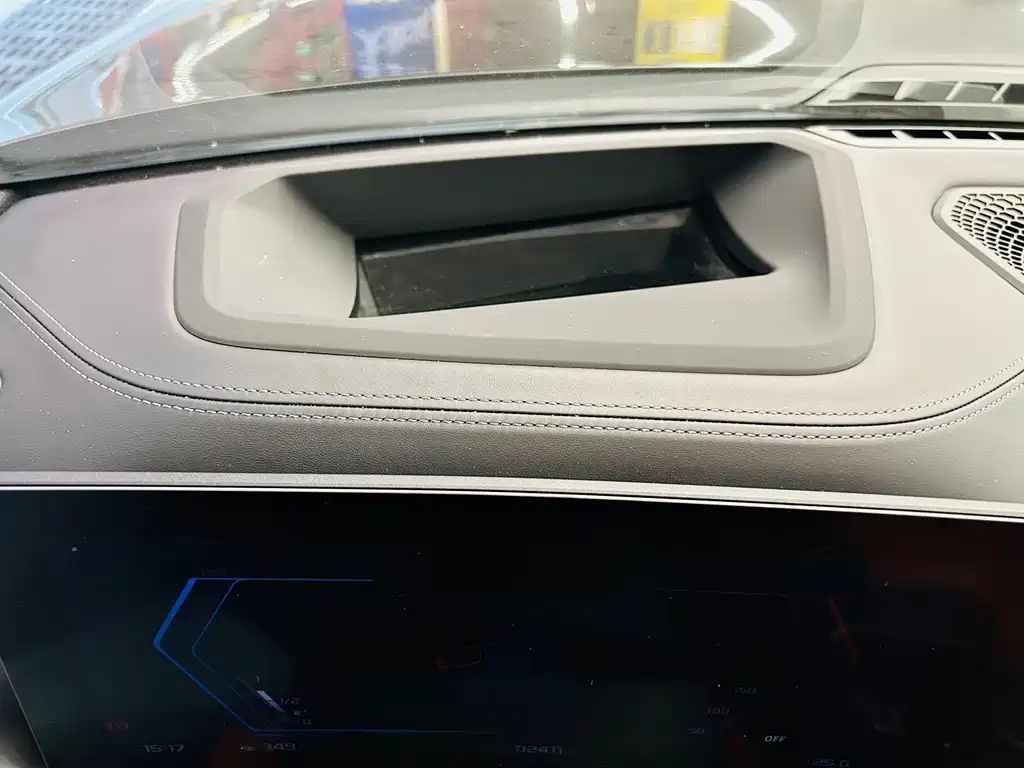 BMW M4 — миниатюра 26