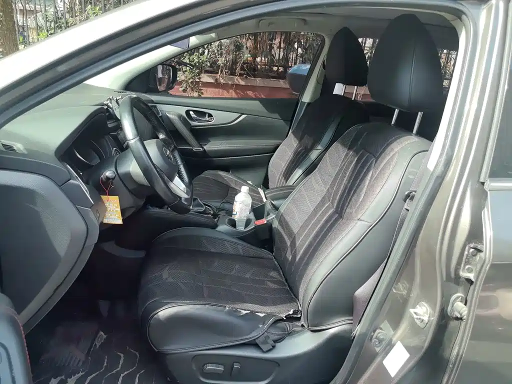 Nissan Qashqai — миниатюра 11