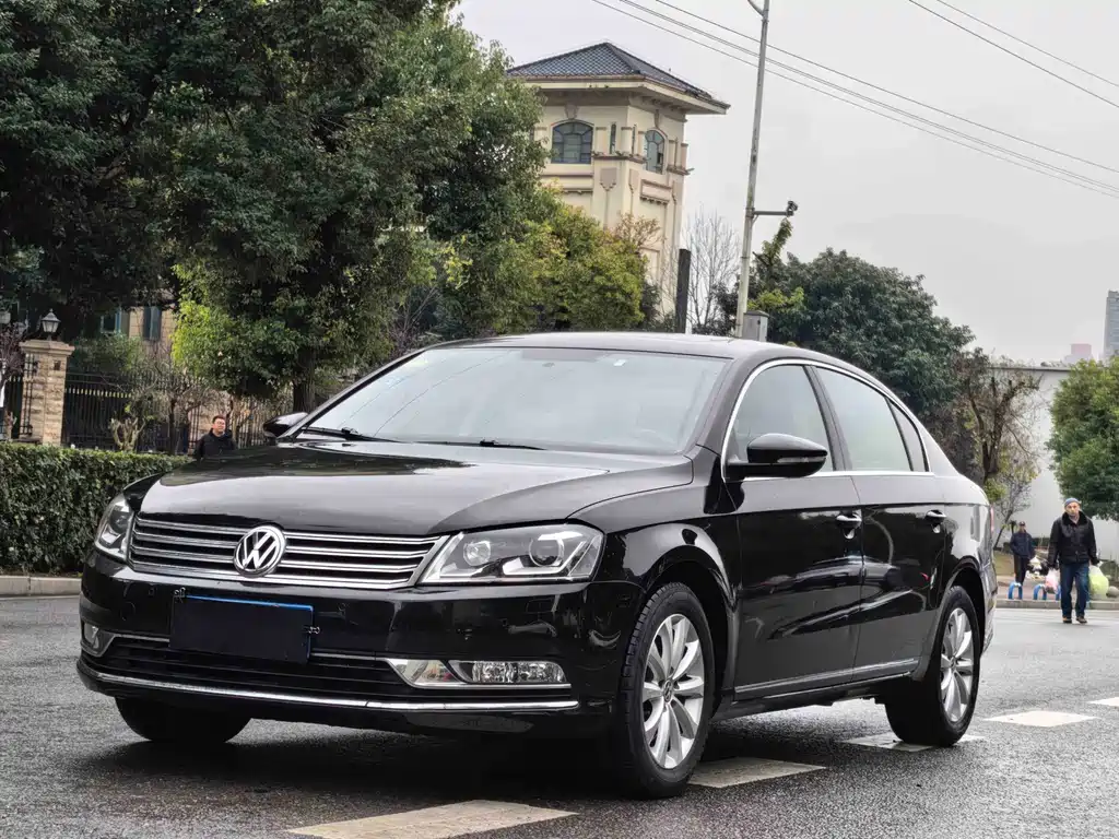 Volkswagen Magotan 2016
