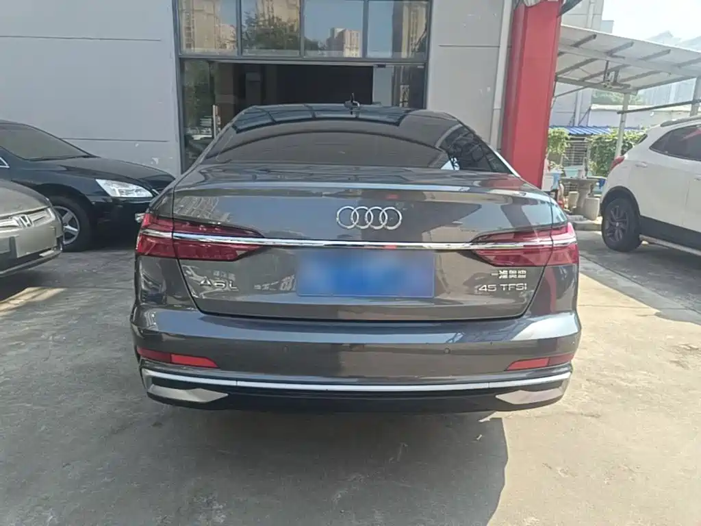 Audi A6L — миниатюра 6