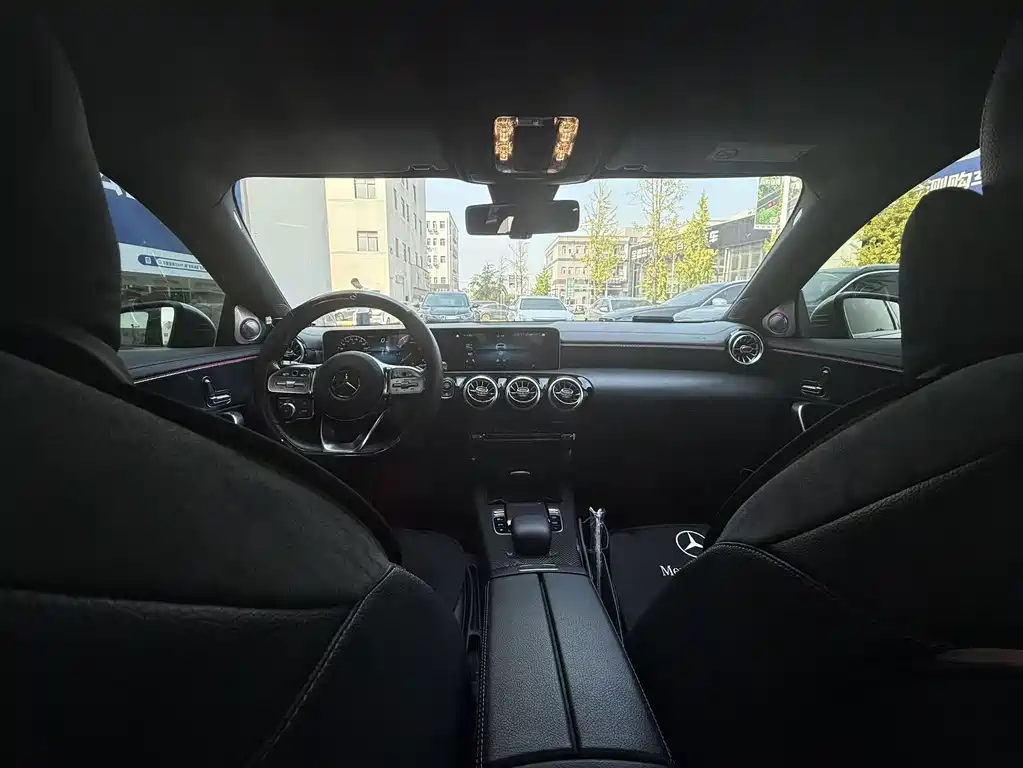 Mercedes-Benz A-Class — миниатюра 6