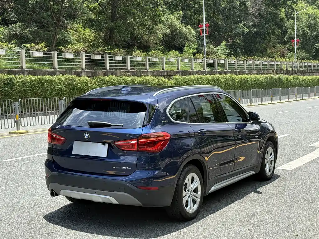 BMW X1 New Energy — миниатюра 7