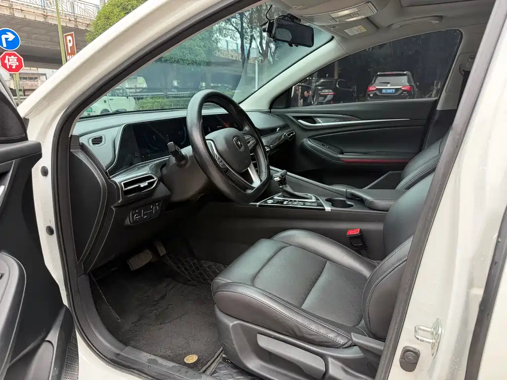 Changan Eado — миниатюра 6
