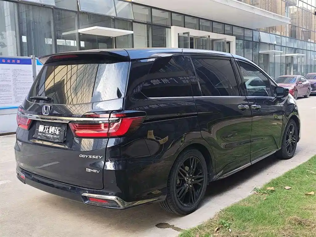 Honda Odyssey — миниатюра 8