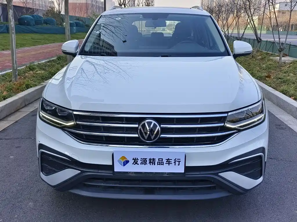 Volkswagen Tiguan L L 2024 300TSI AT Smart