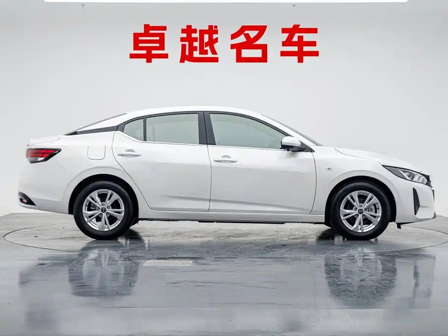Nissan Sylphy — миниатюра 3