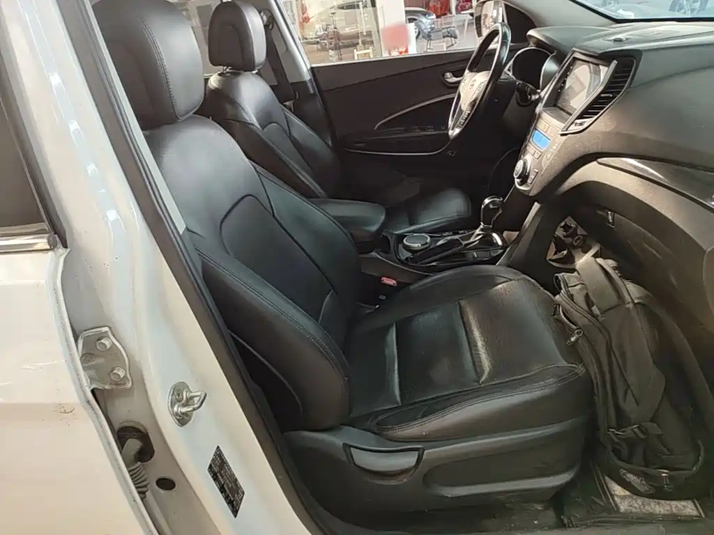 Hyundai Santa Fe — миниатюра 25