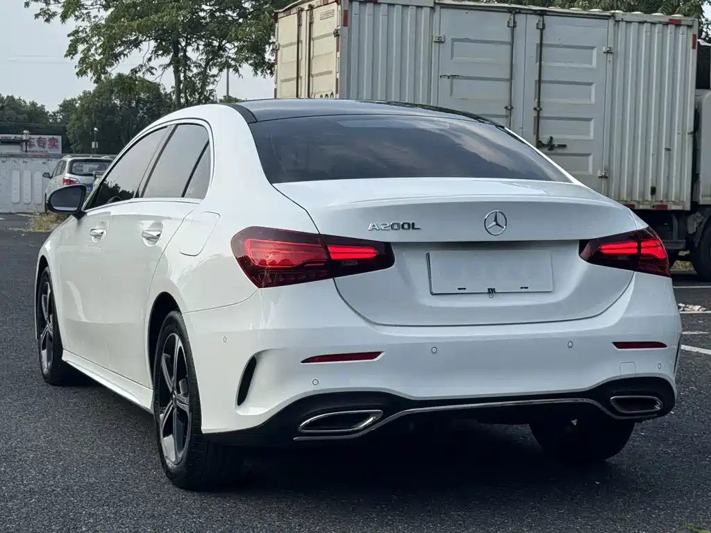 Mercedes-Benz A-Class — миниатюра 3