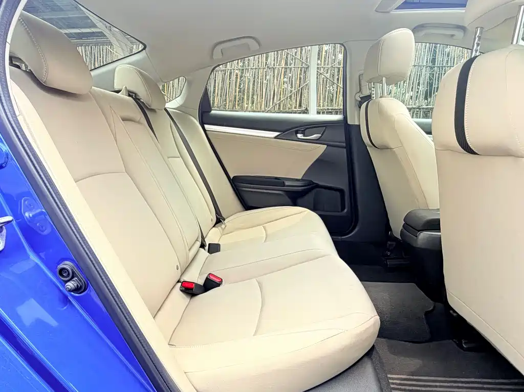 Honda Civic — миниатюра 16