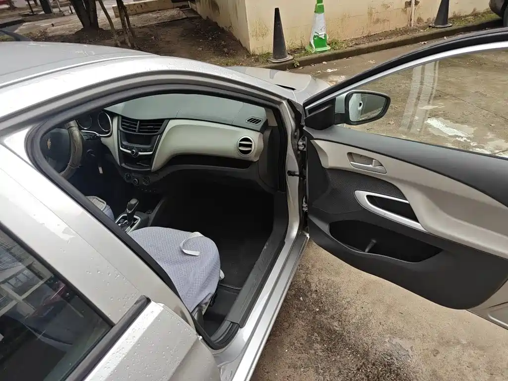 Chevrolet Sail — миниатюра 20