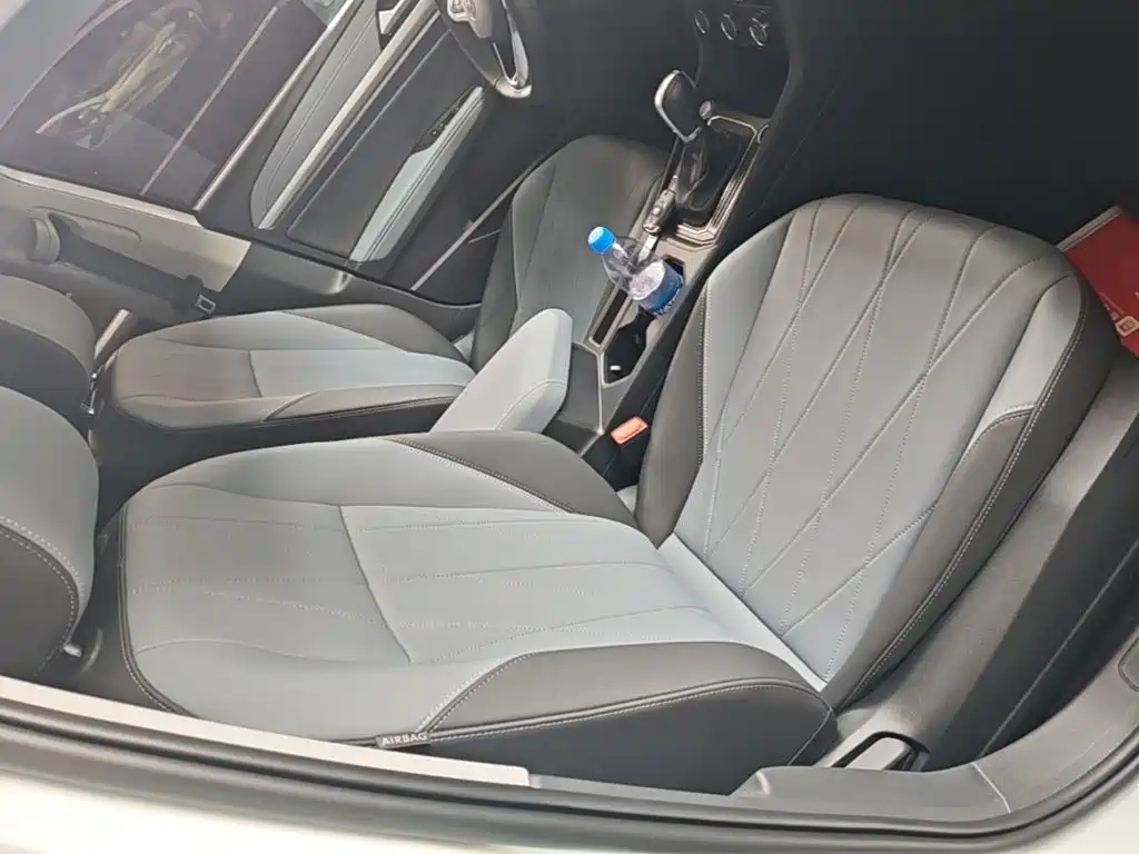 Volkswagen Lavida — миниатюра 25