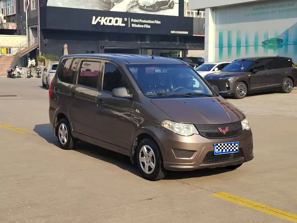 Wuling Hongguang — миниатюра 3