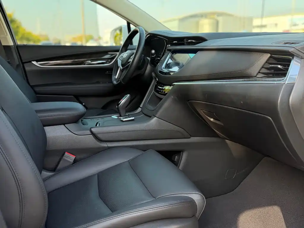 Cadillac XT5 — миниатюра 13