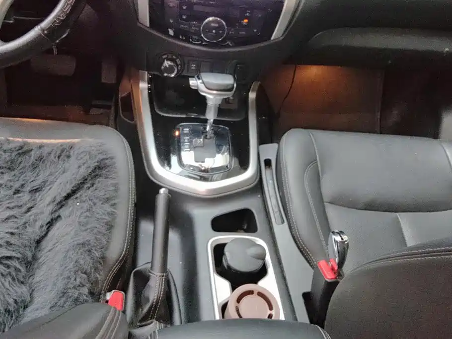 Nissan Terra — миниатюра 16