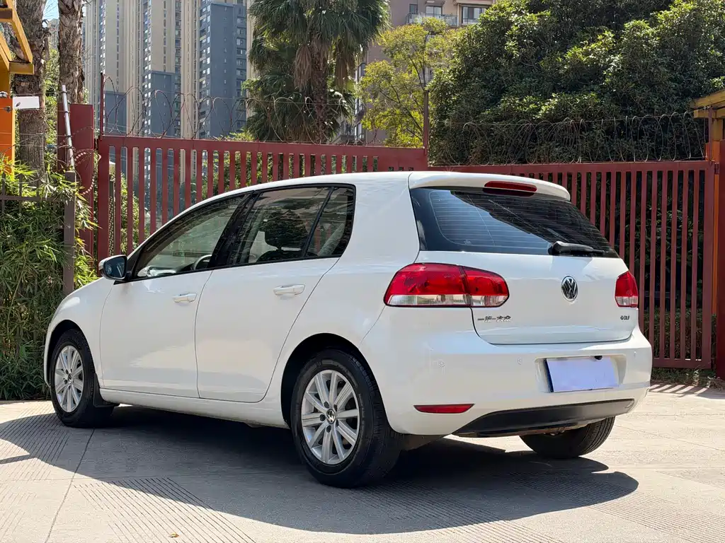 Volkswagen Golf — миниатюра 16