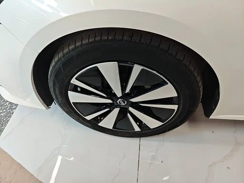 Nissan Teana — миниатюра 23