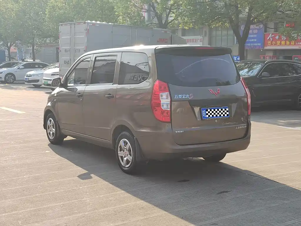 Wuling Hongguang — миниатюра 10