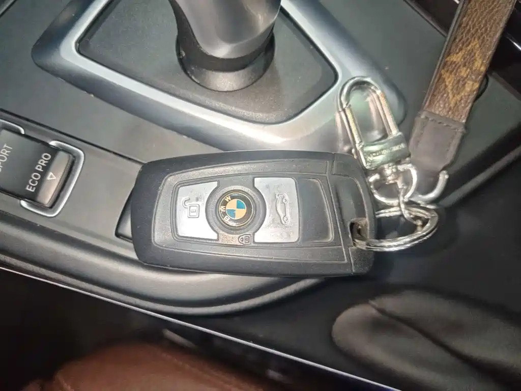 BMW 3 Series — миниатюра 9