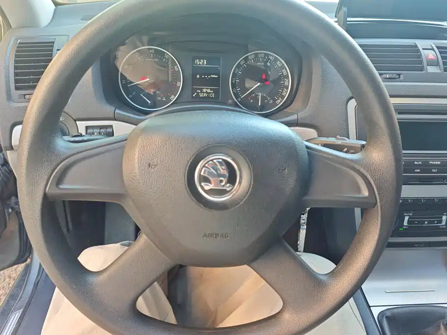Skoda Octavia — миниатюра 15