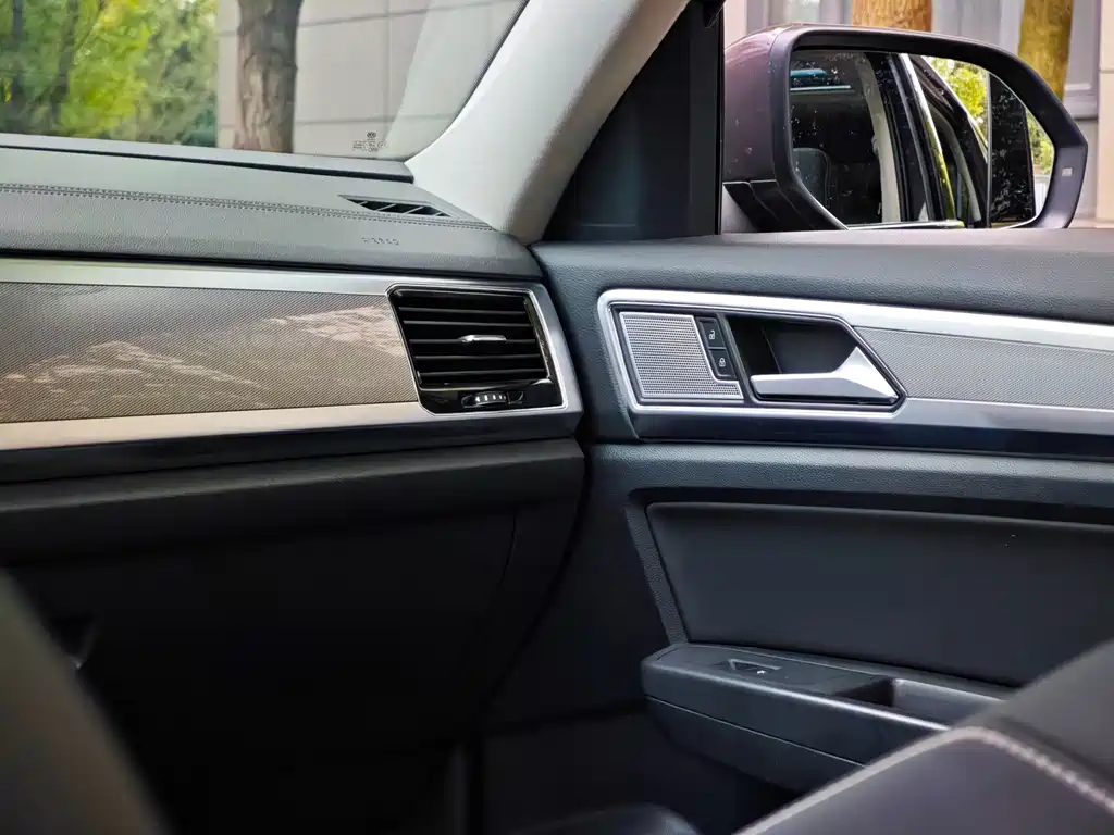 Volkswagen Teramont — миниатюра 9