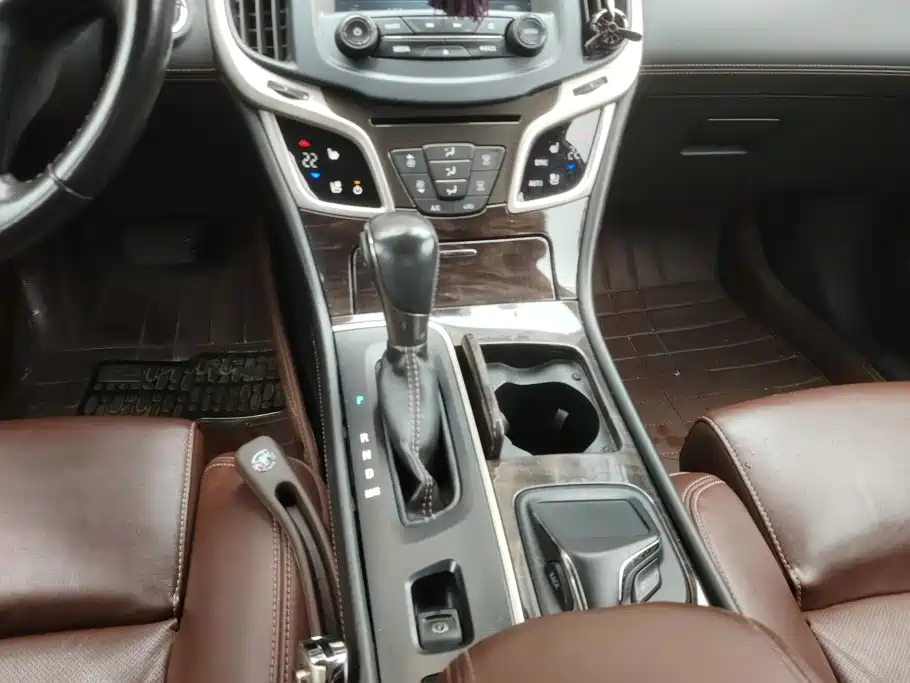 Buick LaCrosse — миниатюра 16