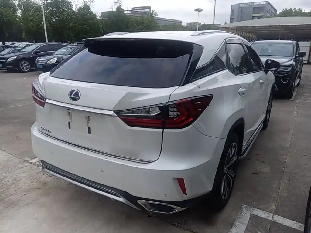 Lexus RX — миниатюра 5