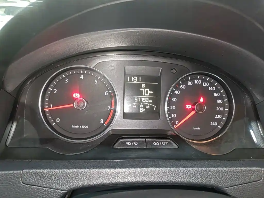 Volkswagen Santana — миниатюра 12