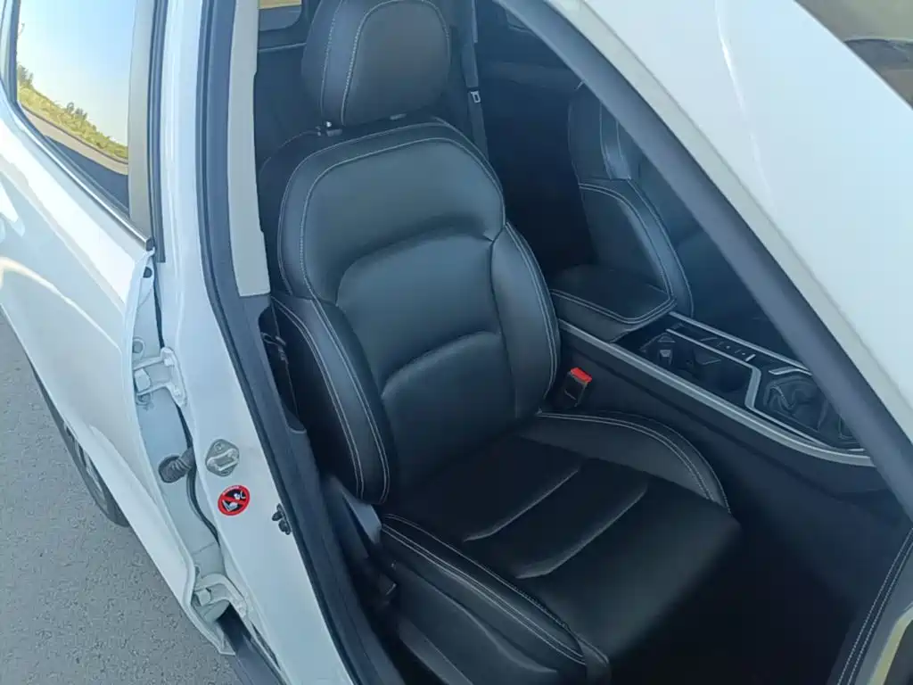 Geely Vision X6 — миниатюра 25