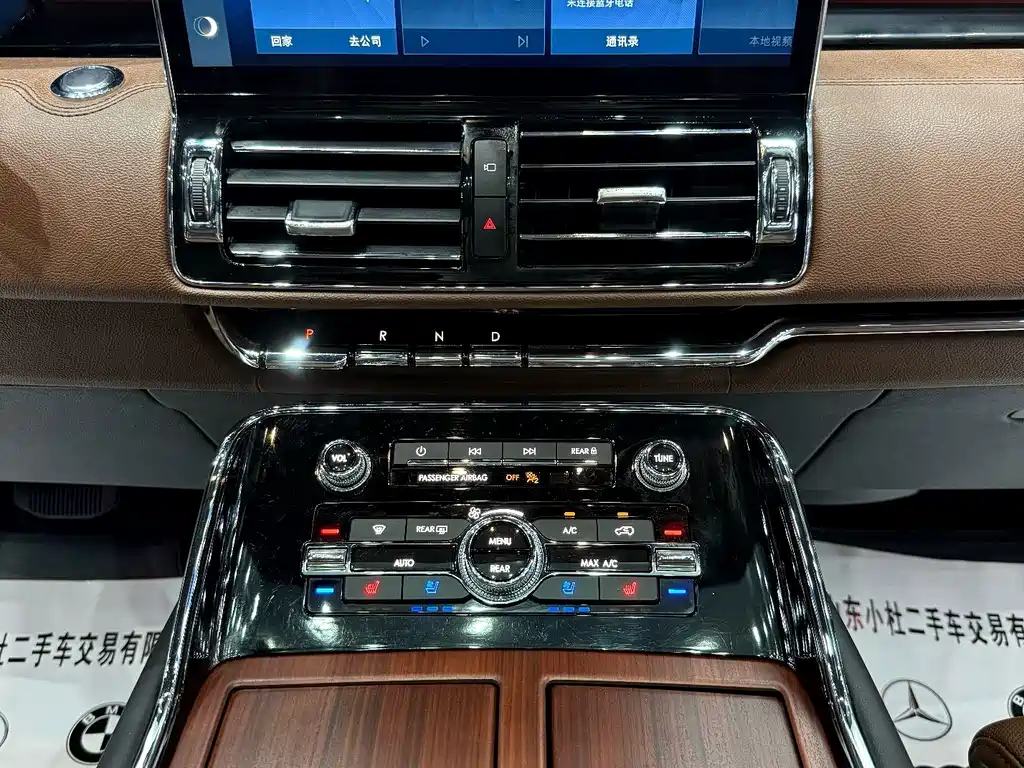 Lincoln Navigator — миниатюра 15
