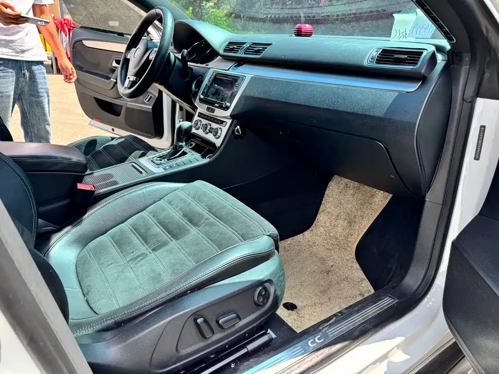 Volkswagen CC — миниатюра 10