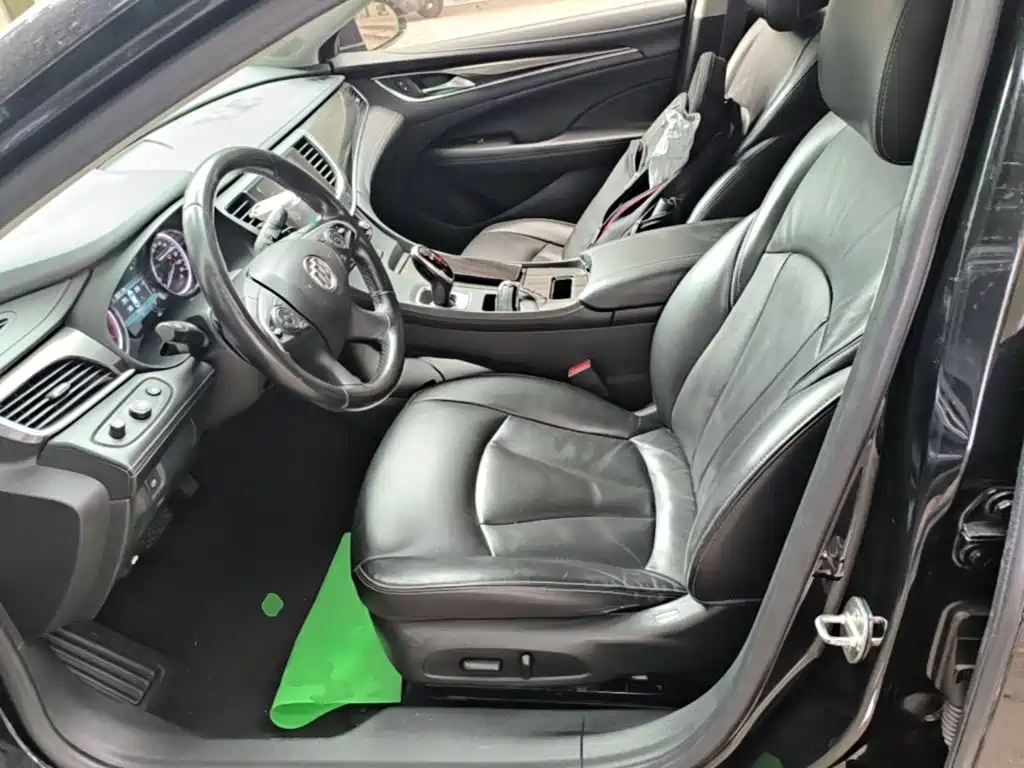 Buick LaCrosse — миниатюра 15